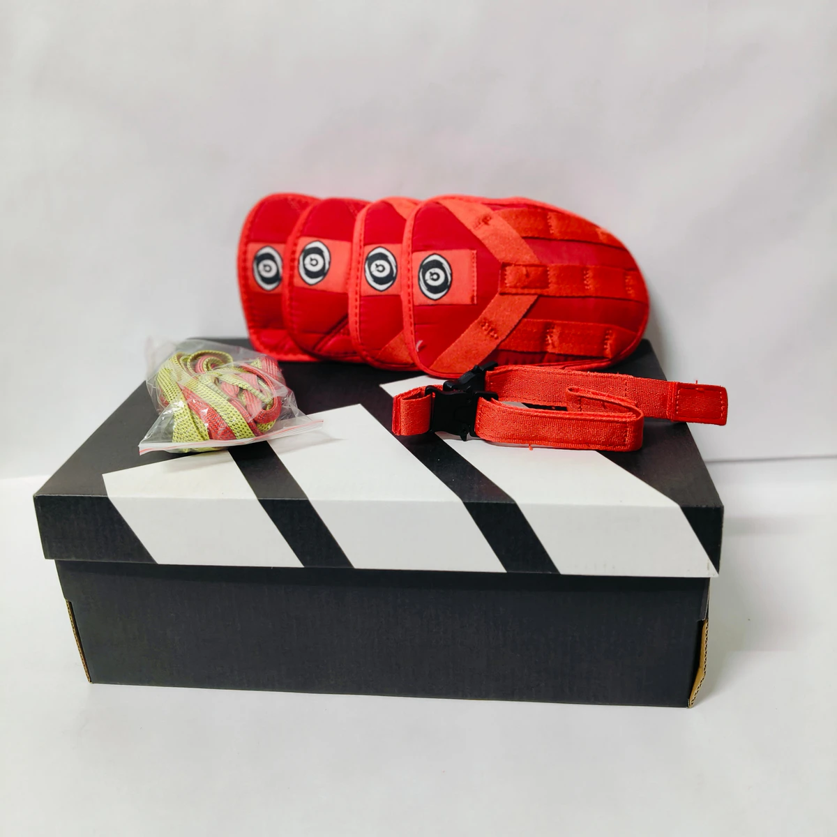 Bad Bunny Red sneakers for men - Image 8