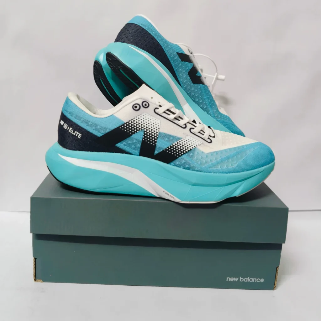 Elite V4 Sky blue/Black men's running shoes