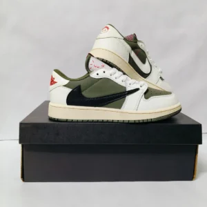 Travis Scott reverse retro 1 low olive sneakers for Women