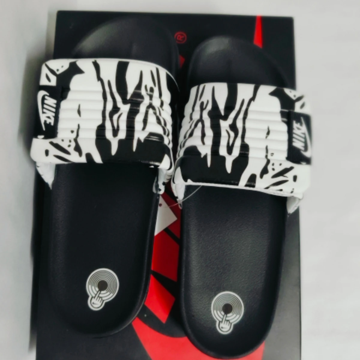 Offcourt Adjust Black/white printed men's slide - Image 7